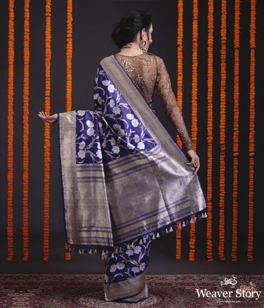Royal_blue_and_purple_kadhwa_jangla_with_sona_rupa_floral_motifs_WeaverStory_03