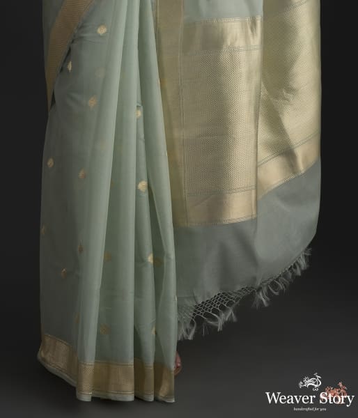 Powder_blue_cotton_silk_banarasi_saree_with_kadhwa_border_and_pallu_WeaverStory_04