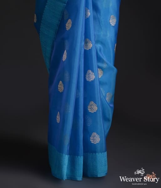 Cobalt_blue_kadhwa_kora_with_zari_booti_and_thread_border_WeaverStory_04