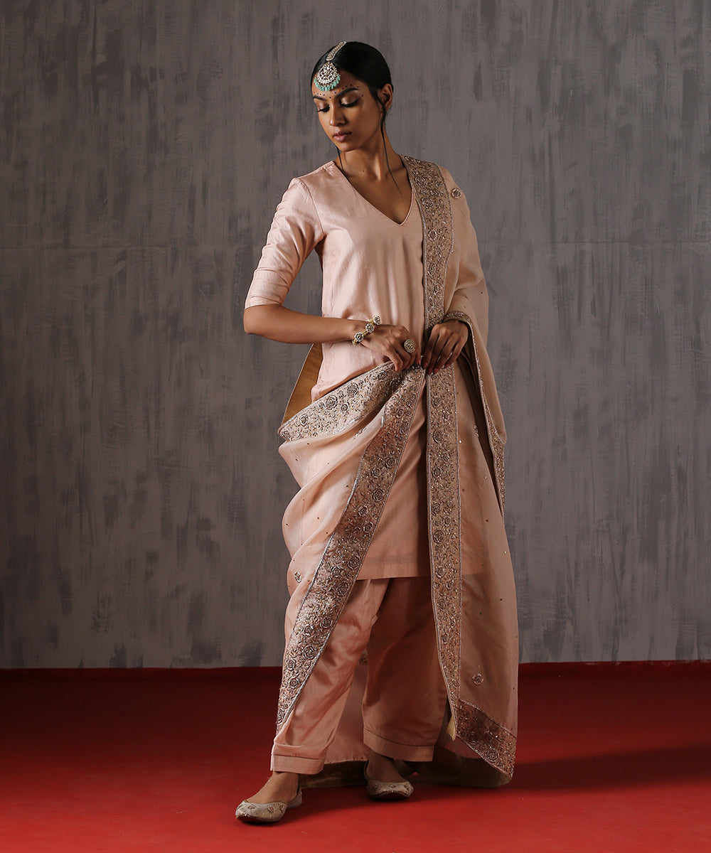 Handloom_Pink_Organza_Dupatta_with_Zardozi_Work_WeaverStory_02
