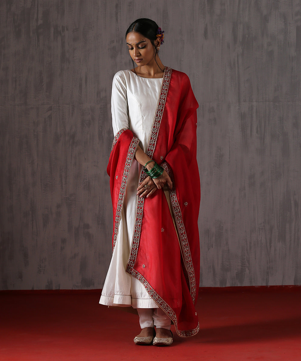 Handloom Red Pure Silk Dupatta With Zardozi Border