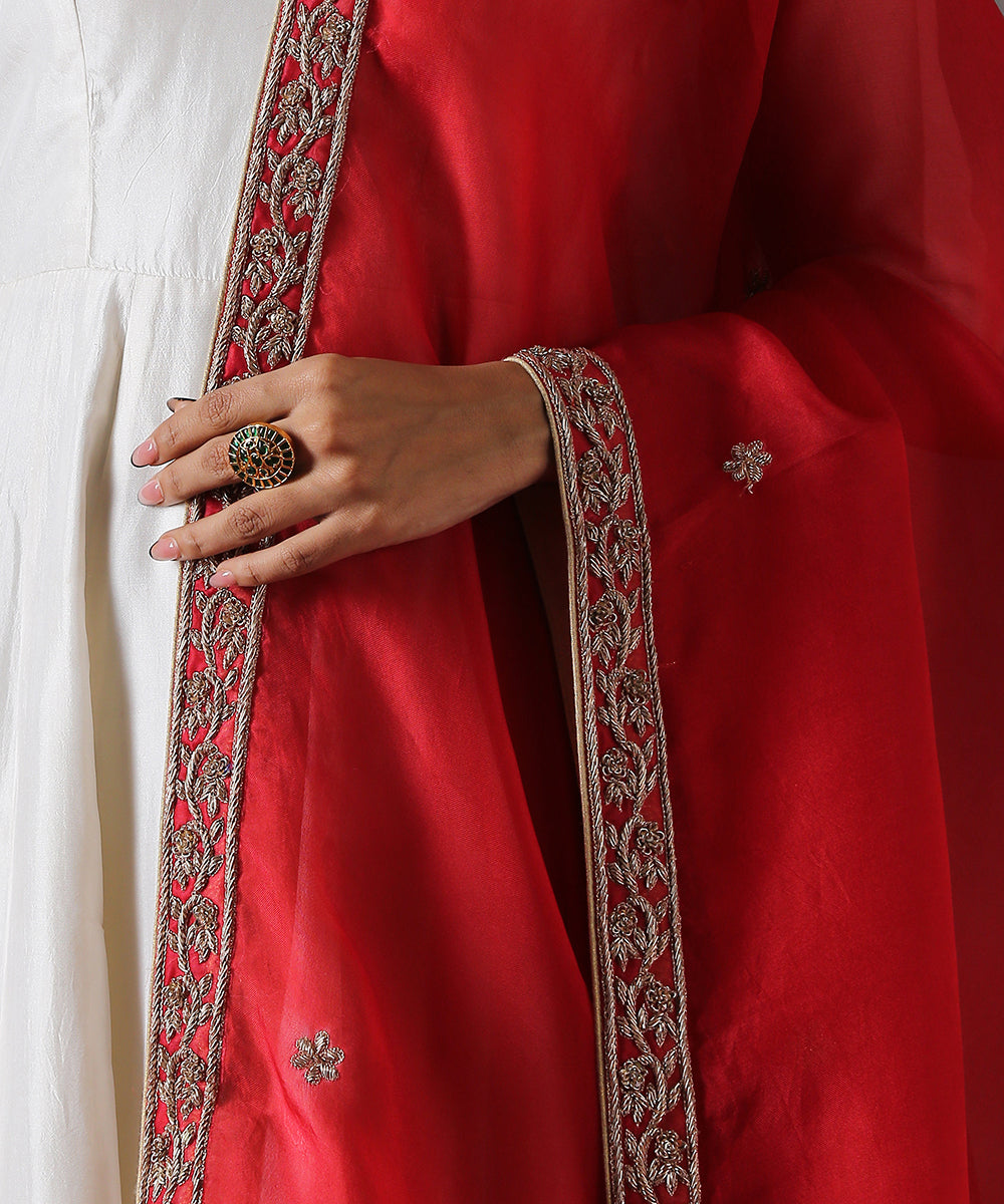 Handloom Red Pure Silk Dupatta With Zardozi Border