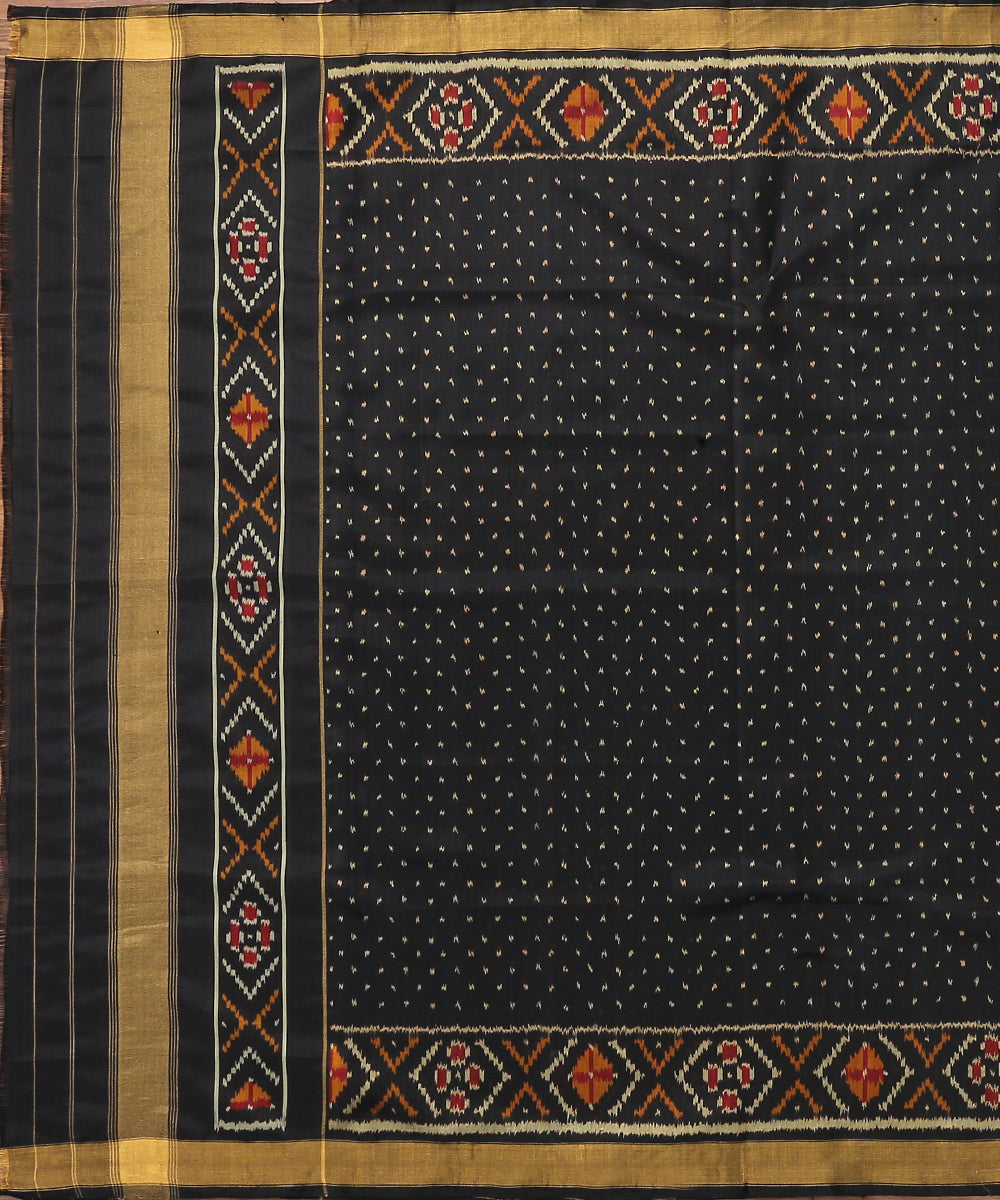 Handloom_Black_Single_Ikat_Mulberry_Silk_Patola_Dupatta_WeaverStory_02