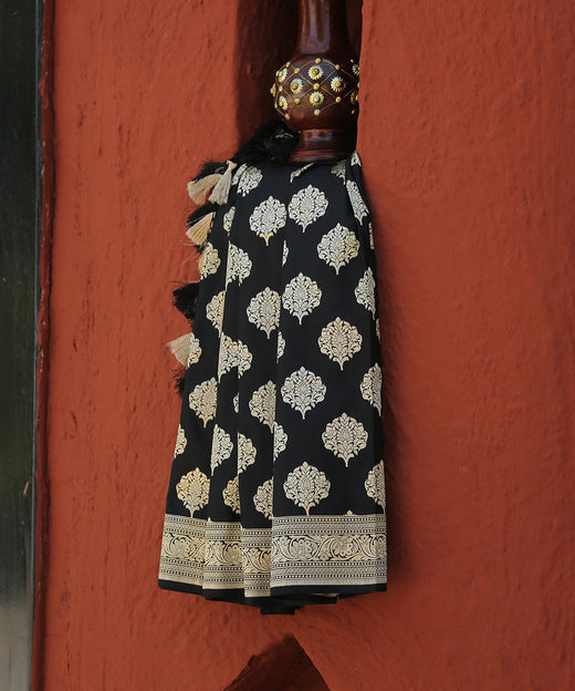 Handloom Black Pure Katan Silk Banarasi Dupatta with Cutwork Booti