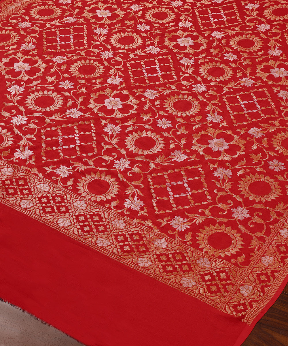 Handloom_Red_Pure_Georgette_Banarasi_Dupatta_With_Jaal_WeaverStory_03