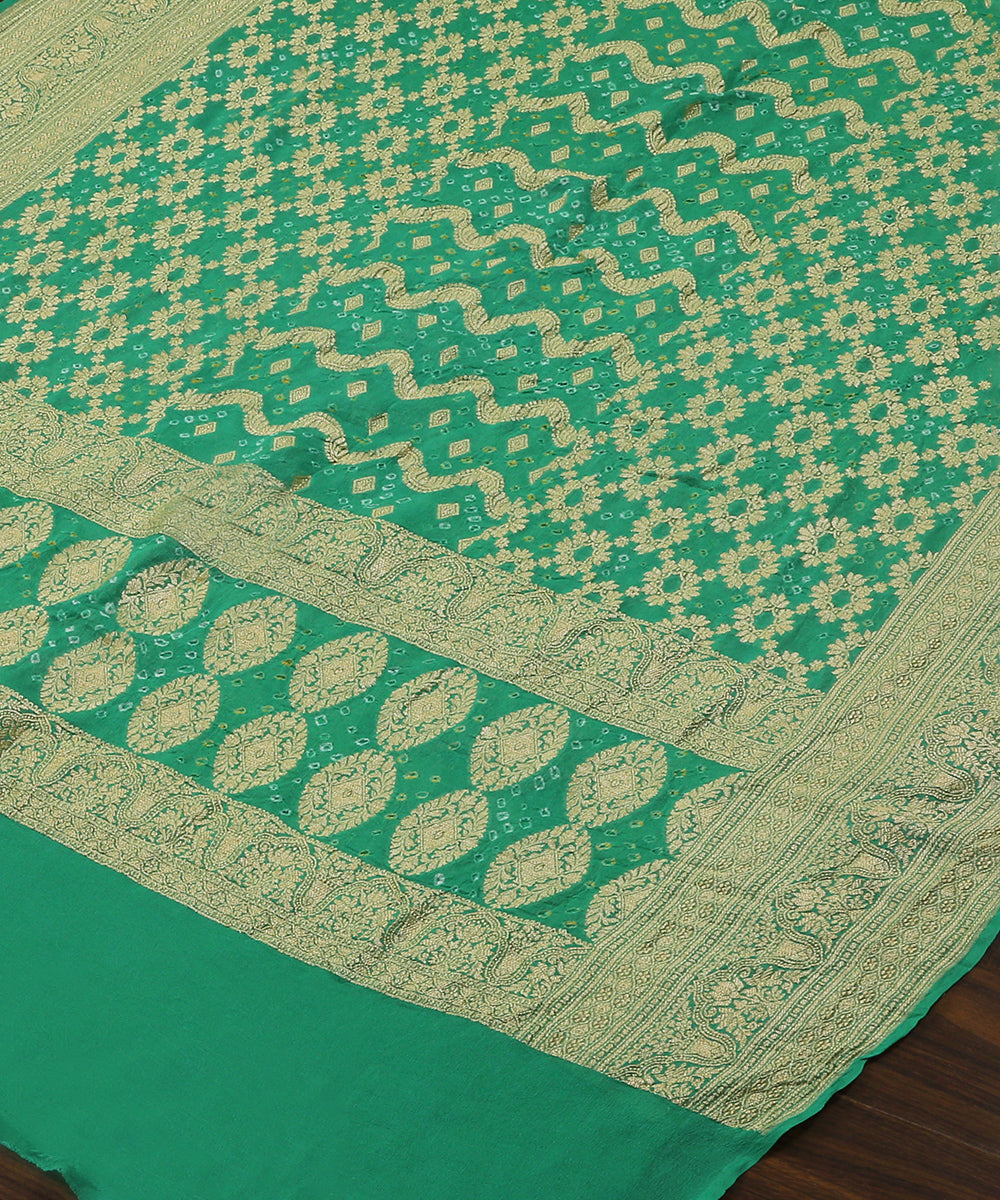 Green_Handloom_Bandhej_Georgette_Banarasi_Dupatta_WeaverStory_03
