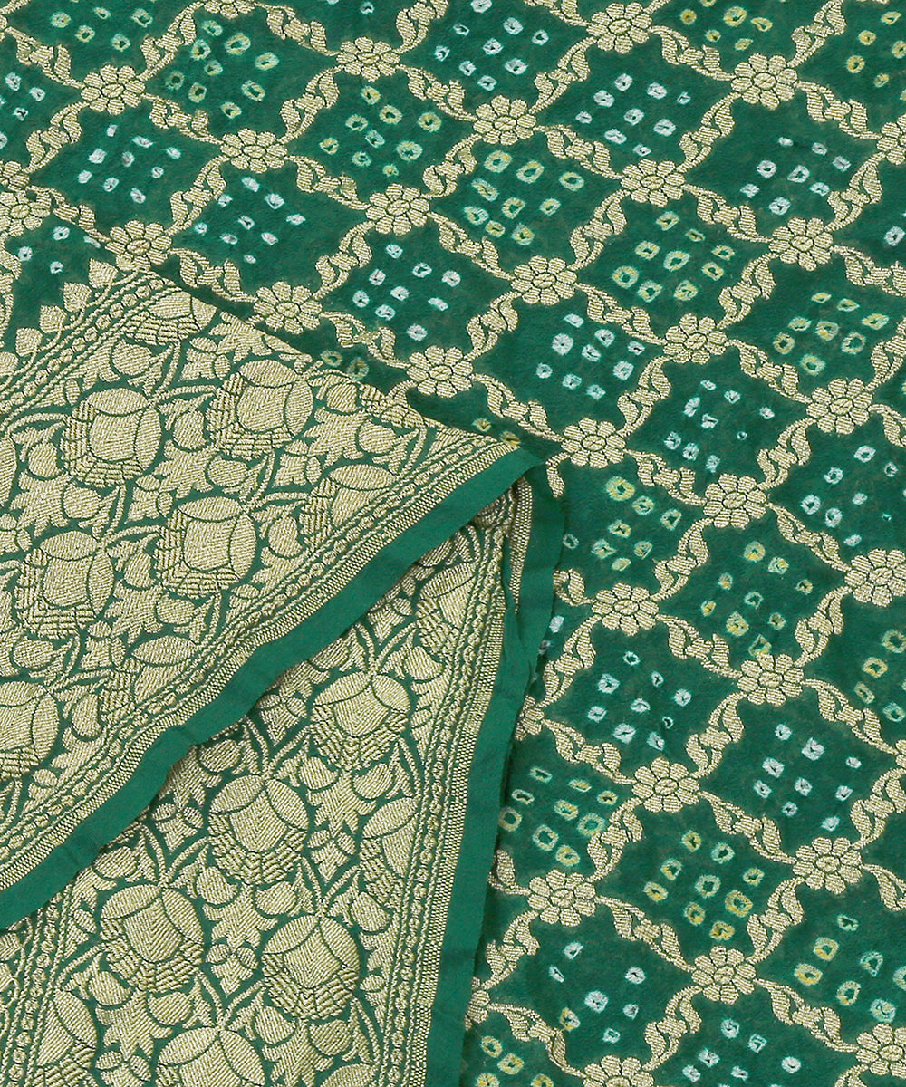 Handloom_Green_Georgette_Banarasi_Bandhej_Dupatta_With_Zari_Jaal_WeaverStory_04