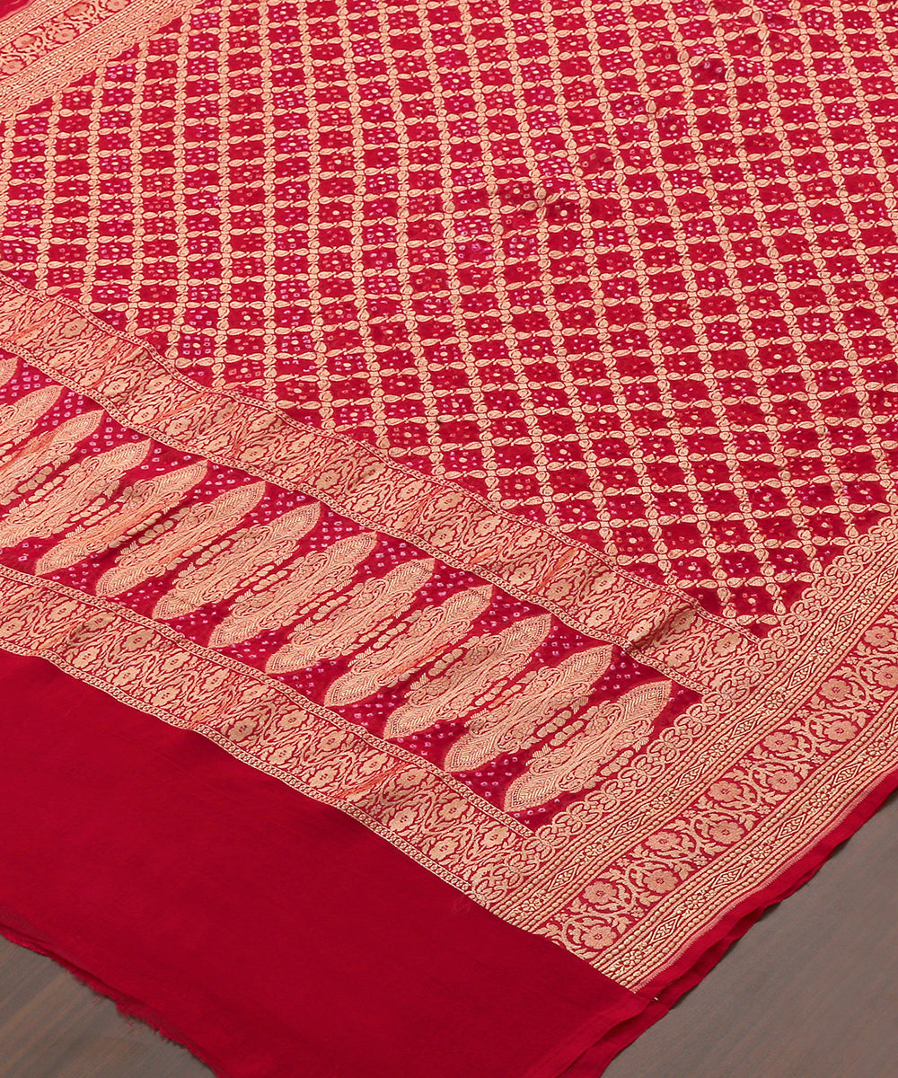 Handloom_Red_Georgette_Banarasi_Bandhej_Dupatta_With_Zari_Jaal_WeaverStory_03