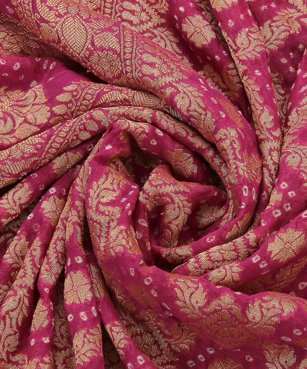 Handloom_Pink_Georgette_Banarasi_Bandhej_Dupatta_With_Zari_Jaal_WeaverStory_05