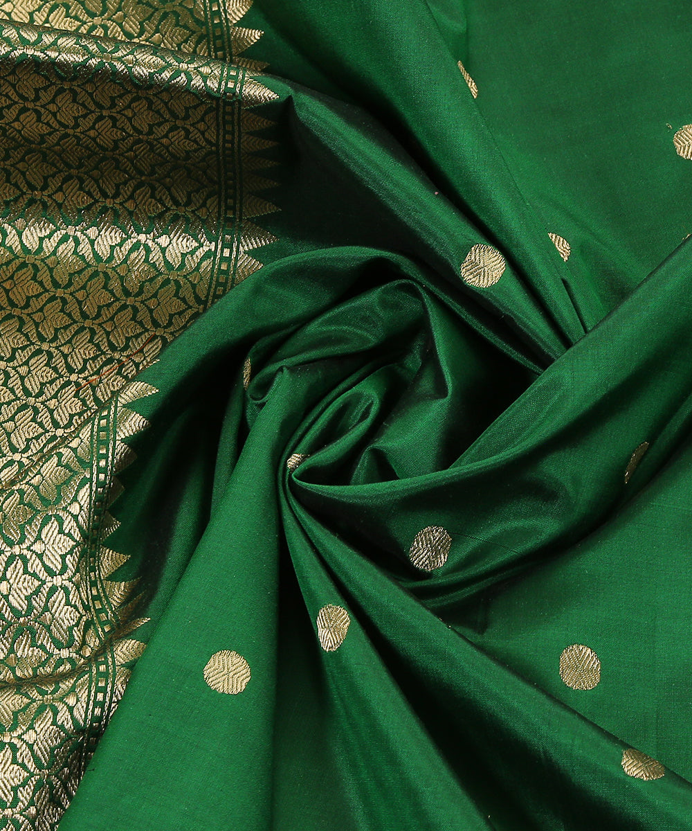 Green_Handloom_Kadhwa_Booti_Pure_Katan_Silk_Banarasi_Dupatta_With_Paithani_Border_WeaverStory_05
