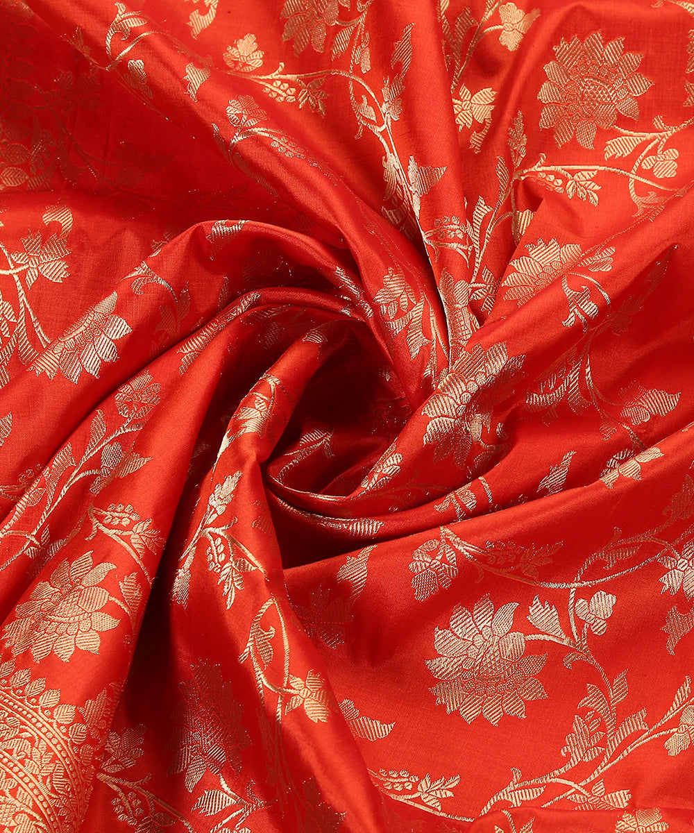 Red_Handloom_Pure_Katan_Silk_Kadhwa_Jangla_Banarasi_Dupatta_WeaverStory_05