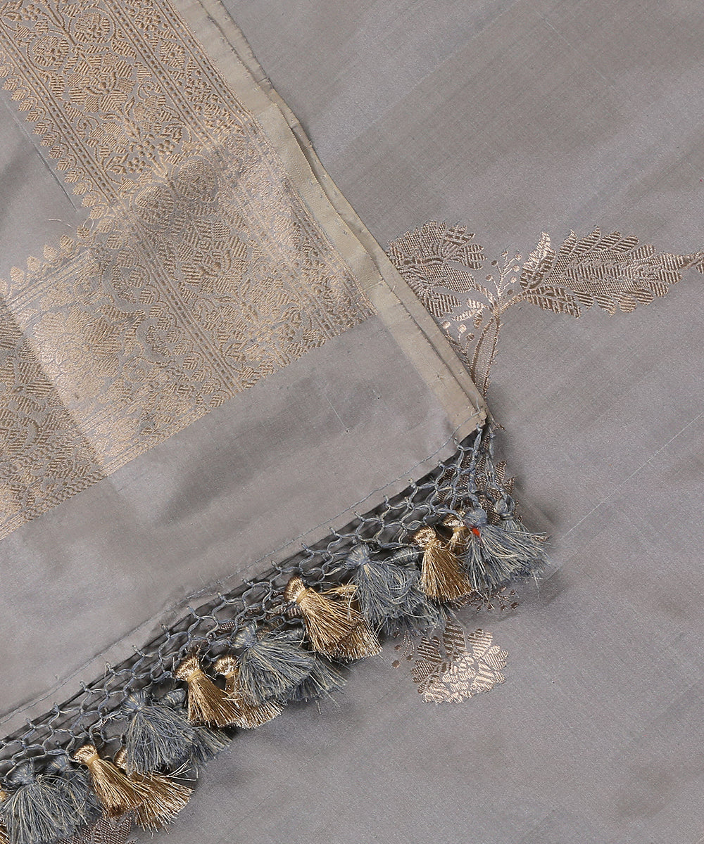 Grey_Handloom_Pure_Katan_Silk_Banarasi_Dupatta_With_Kadhwa_Jaal_WeaverStory_04