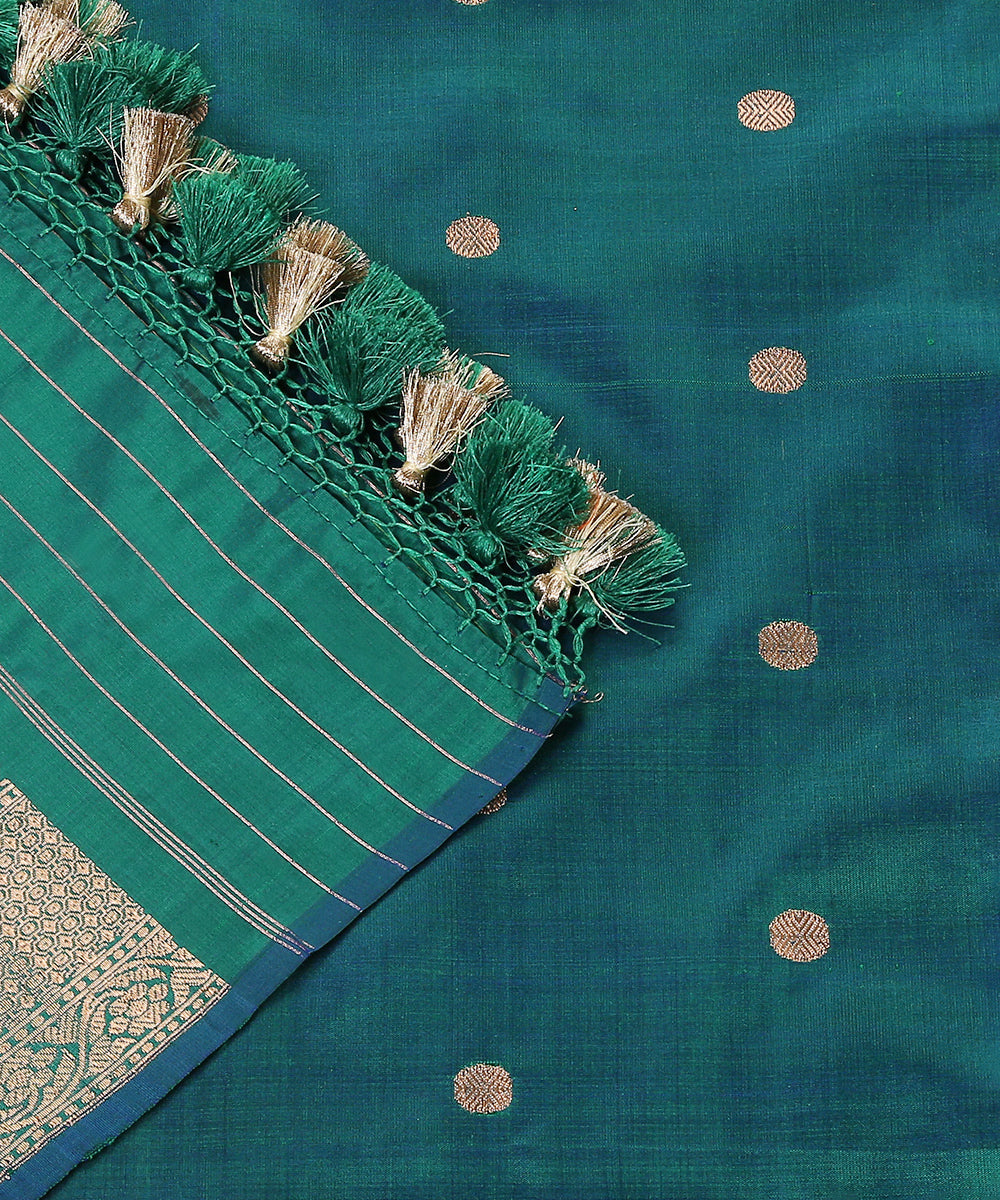 Peacock_Blue_Handloom_Pure_Katan_Silk_Kadhwa_Booti_Banarasi_Dupatta_WeaverStory_04