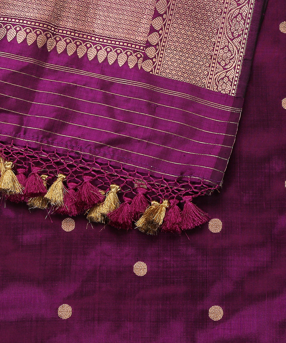 Purple_Handloom_Pure_Katan_Silk_Kadhwa_Booti_Banarasi_Dupatta_WeaverStory_04