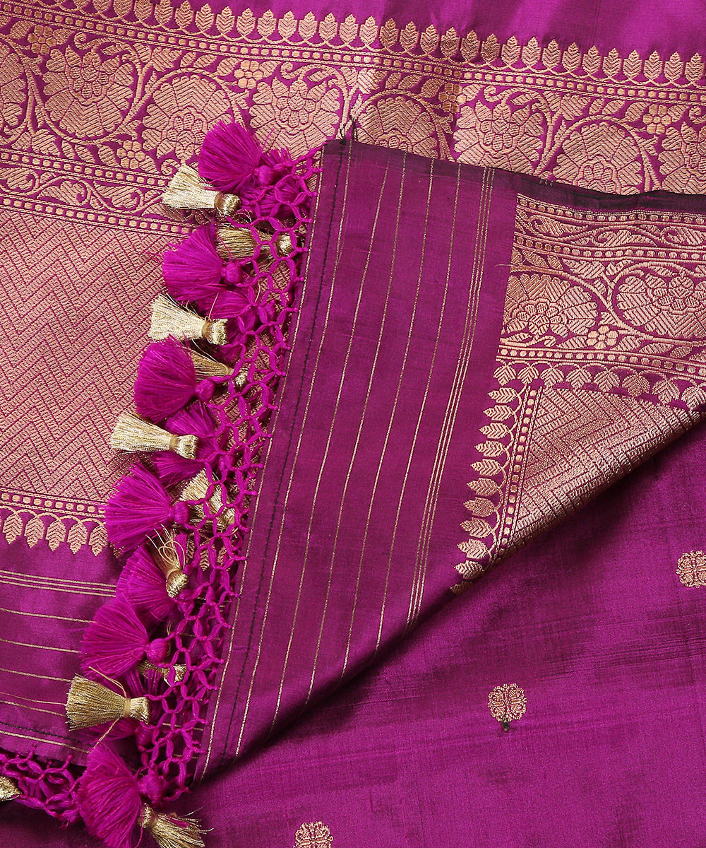 Handloom_Purple_Kadhwa_Booti_Pure_Katan_Silk_Banarasi_Dupatta_WeaverStory_04