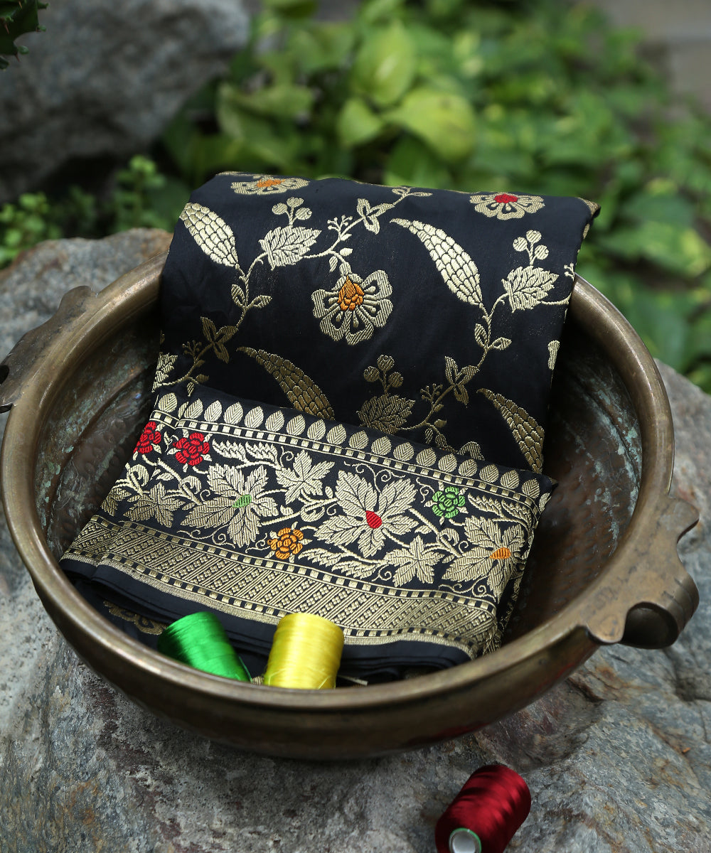 Black_Handloom_Sona_Rupa_Kadhwa_Banarasi_Dupatta_With_Meenakari_WeaverStory_01