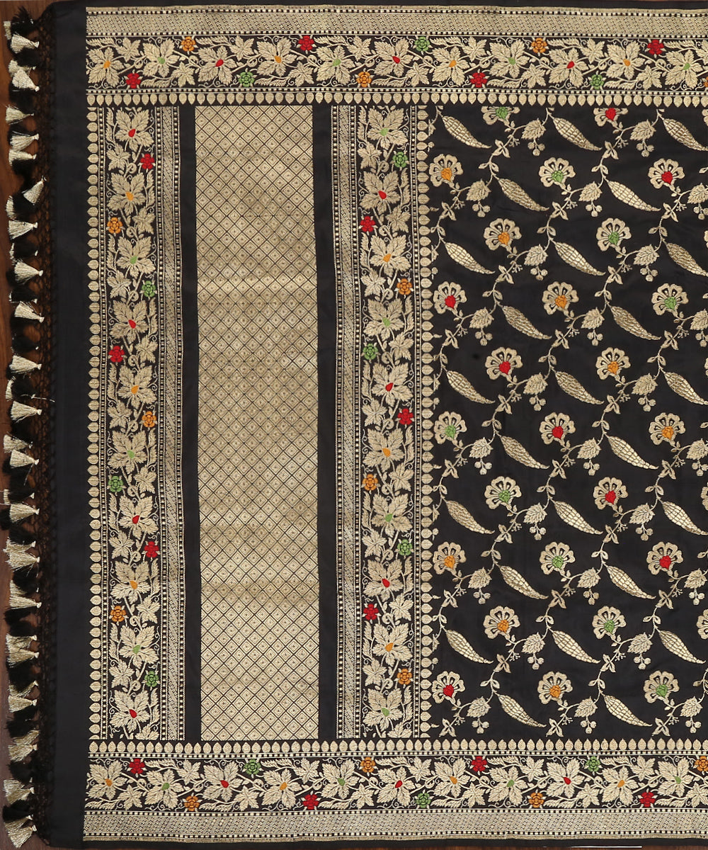 Black_Handloom_Sona_Rupa_Kadhwa_Banarasi_Dupatta_With_Meenakari_WeaverStory_02