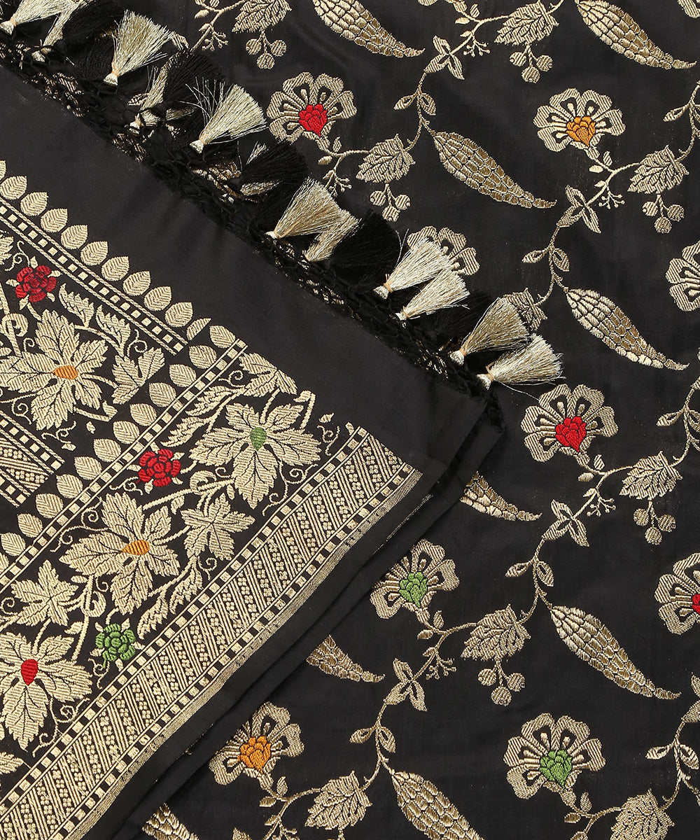 Black_Handloom_Sona_Rupa_Kadhwa_Banarasi_Dupatta_With_Meenakari_WeaverStory_04