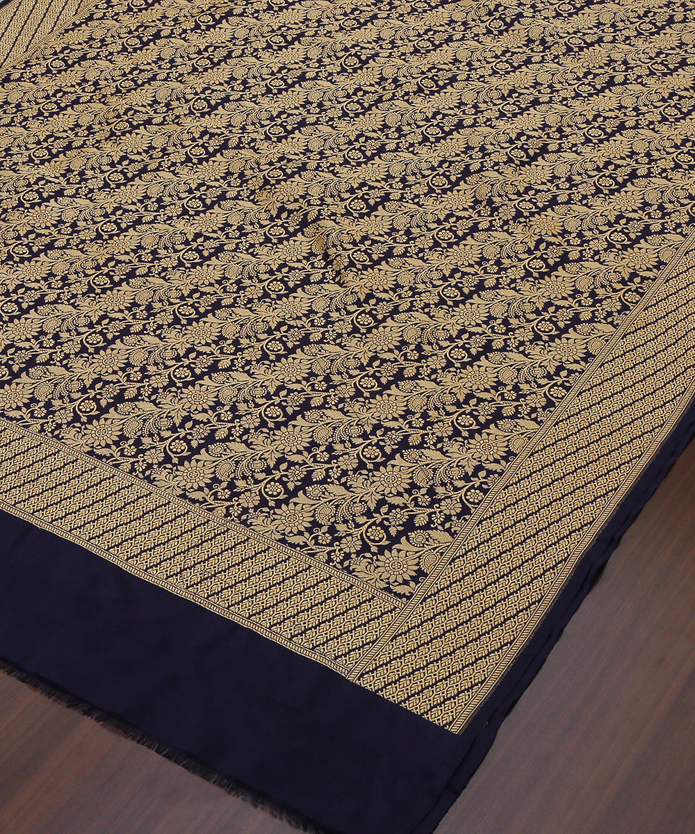 Blue_Handloom_Pure_Handloom_Banarasi_Dupatta_With_Diagonal_Floral_Jaal_WeaverStory_03