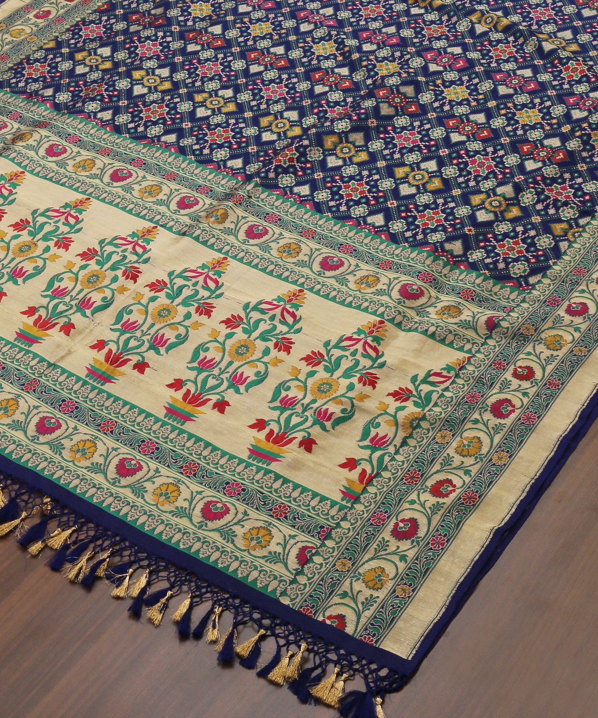 Blue_Handloom_Double_Warp_Pure_Katan_Silk_Banarasi_Patola_Dupatta_With_Meenakari_WeaverStory_03