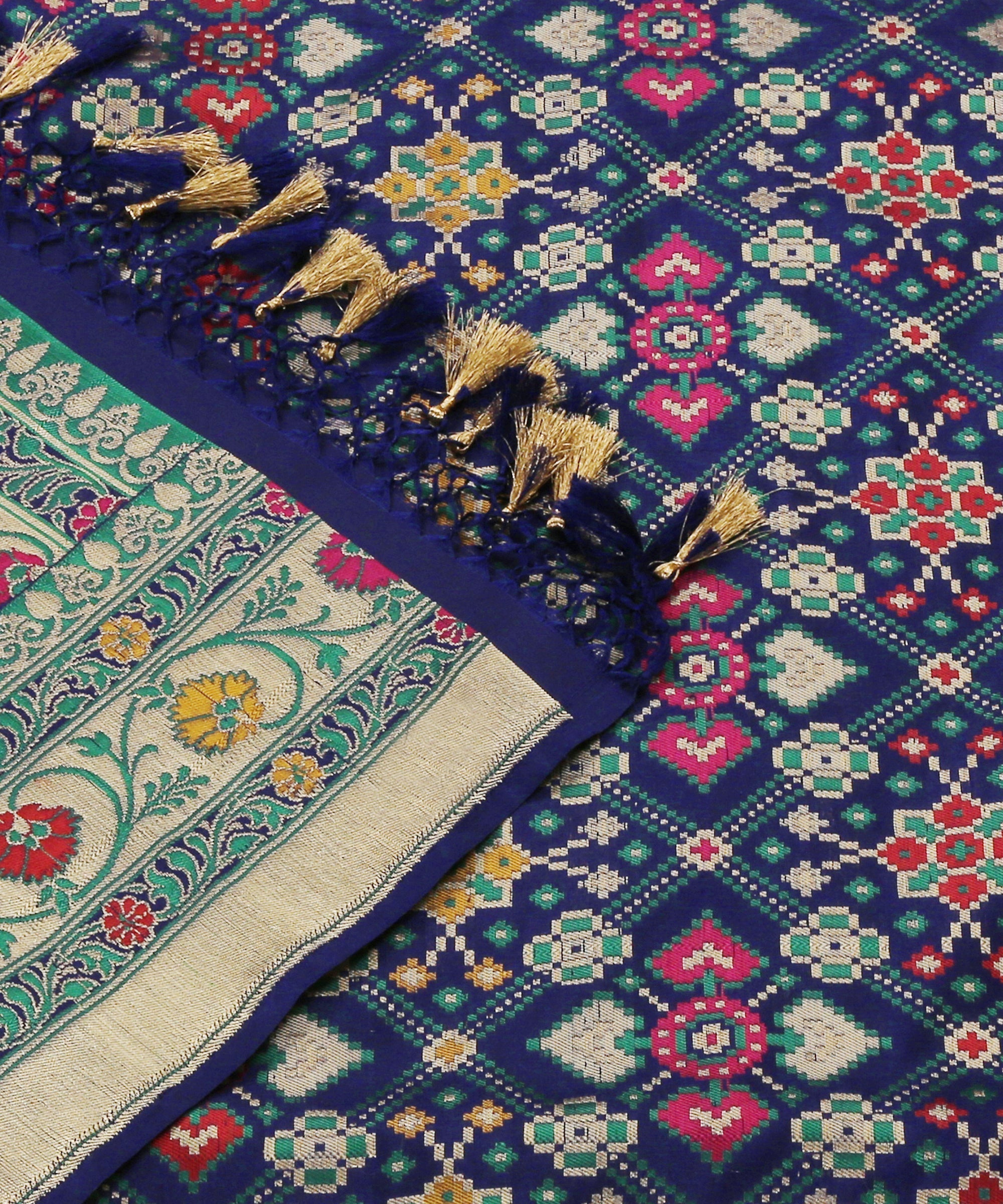 Blue_Handloom_Double_Warp_Pure_Katan_Silk_Banarasi_Patola_Dupatta_With_Meenakari_WeaverStory_04