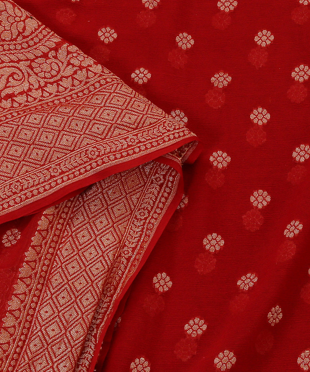 Handloom_Red_Georgette_Banarasi_Dupatta_With_Konia_And_Booti_WeaverStory_04