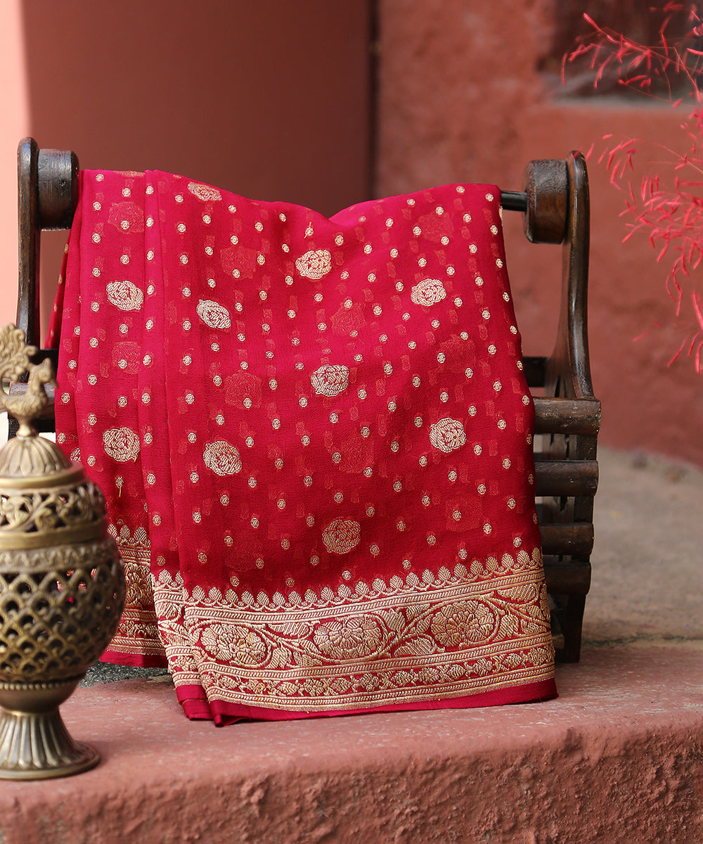 Pink_Handloom_Banarasi_Georgette_Dupatta_With_Small_Booti_WeaverStory_01