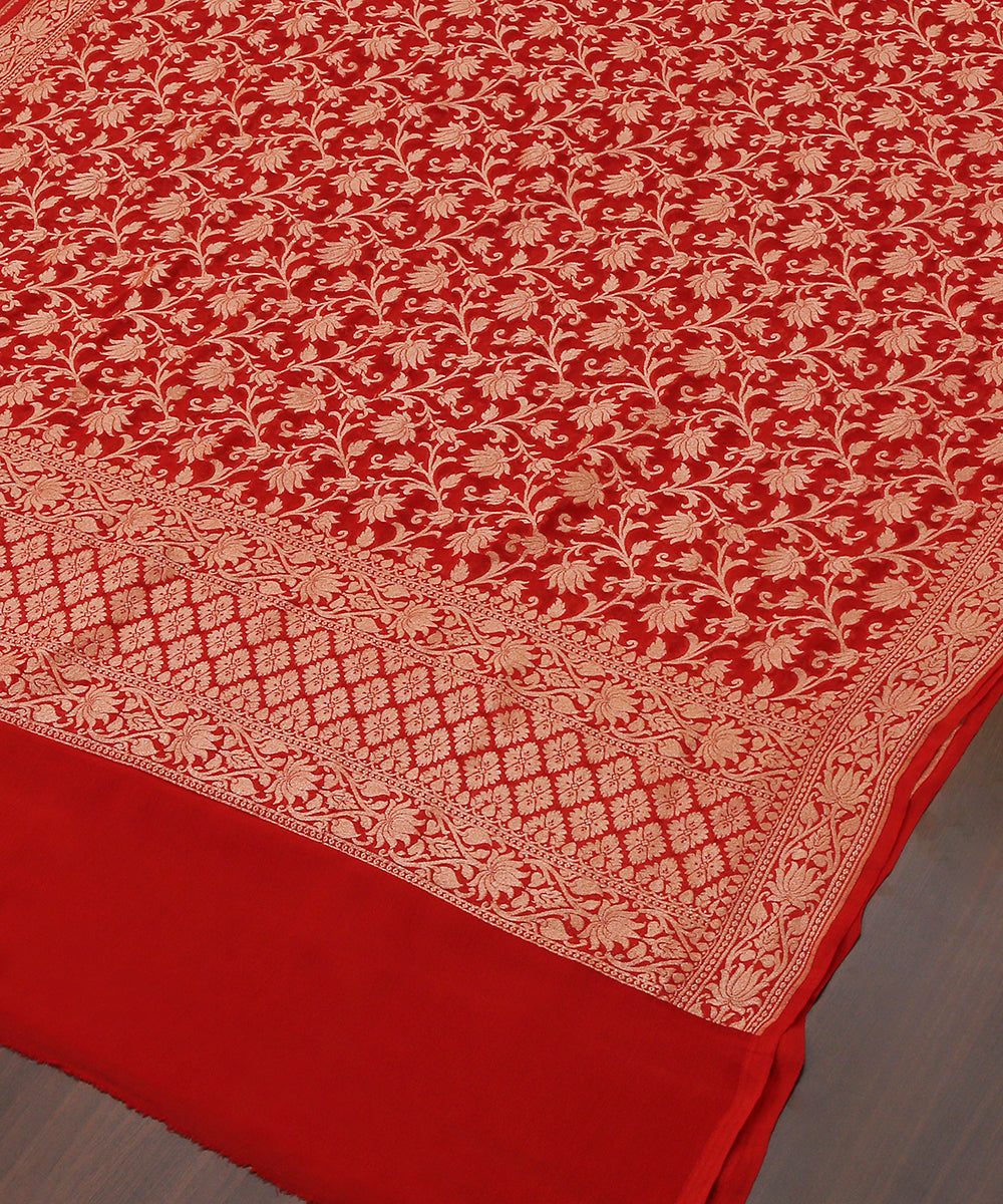 Handloom_Red_Banarasi_Georgette_Dupatta_With_Cutwork_Floral_Jaal_WeaverStory_03
