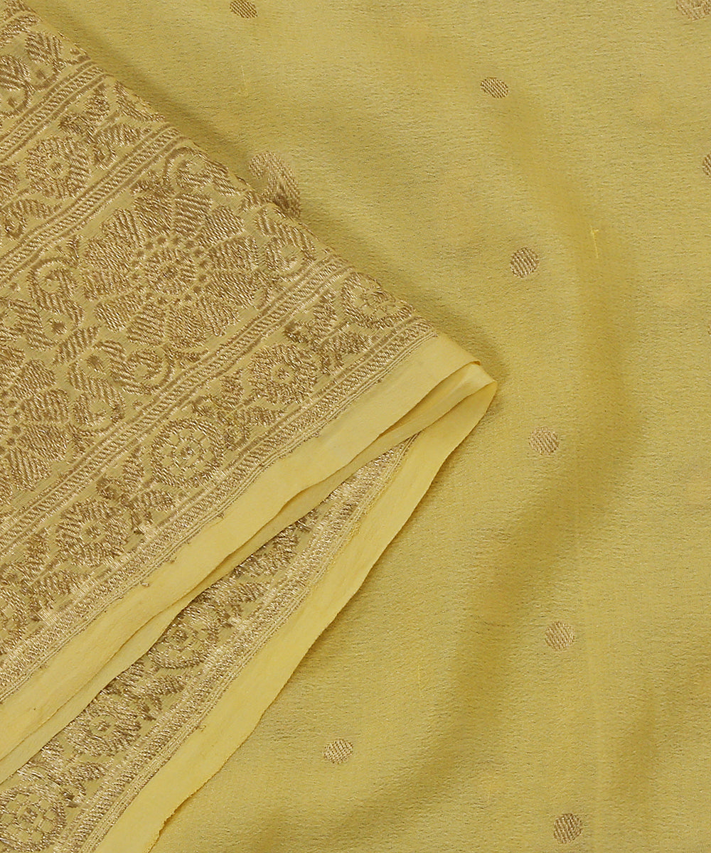 Yellow_Handloom_Banarasi_Georgette_Dupatta_With_Paisley_Booti_And_Kadhwa_Border_WeaverStory_04