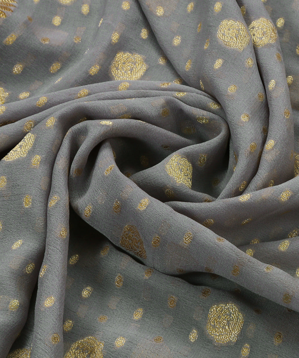 Handloom_Grey_Georgette_Banarasi_Dupatta_With_Zari_Booti_WeaverStory_05