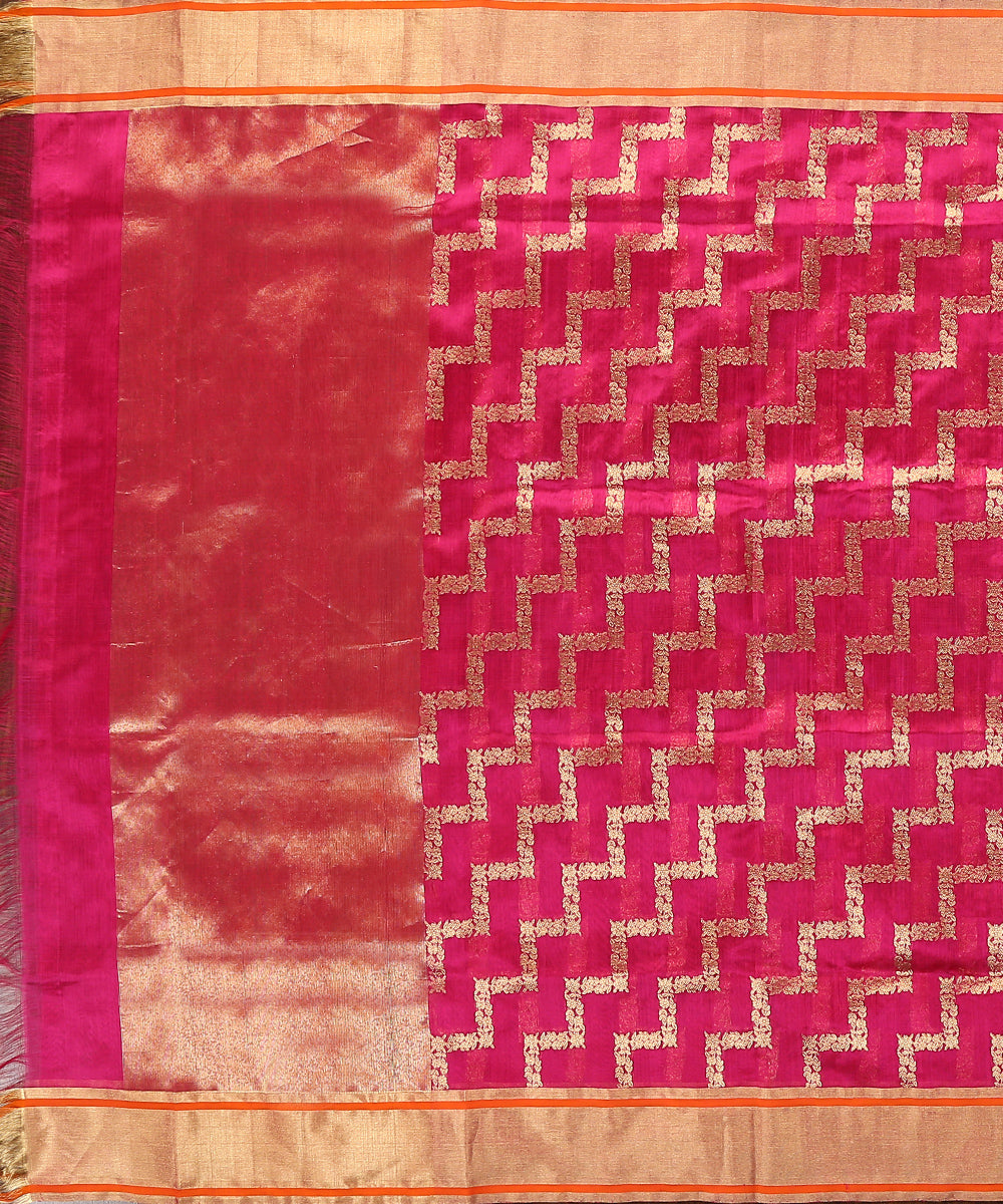 Handloom_Magenta_Pure_Chanderi_Silk_Dupatta_With_All_Over_Zari_Jaal_WeaverStory_02