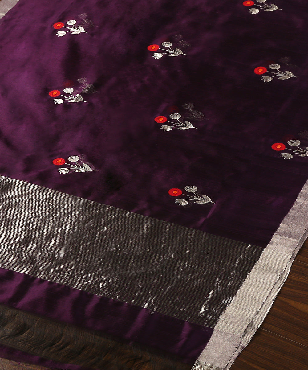 Handloom_Purple_Pure_Chanderi_Silk_Ek_Naliya_Dupatta_With_Floral_Boota_WeaverStory_03