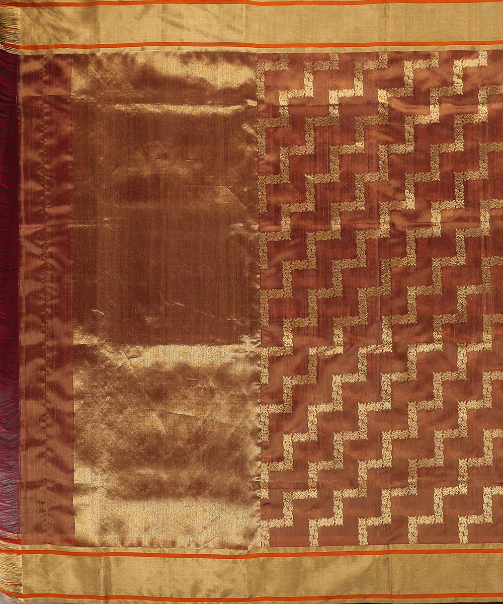 Handloom_Brown_And_Pink_Dual_Tone_Pure_Chanderi_Silk_Dupatta_With_All_Over_Zari_Jaal_WeaverStory_02