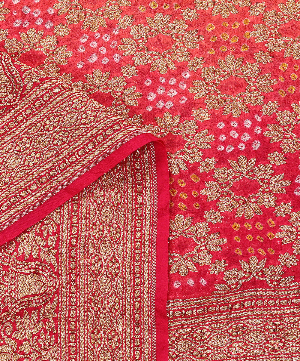 Peach_And_Pink_Dual_Tone_Handloom_Georgette_Banarasi_Bandhej_Dupatta_WeaverStory_04