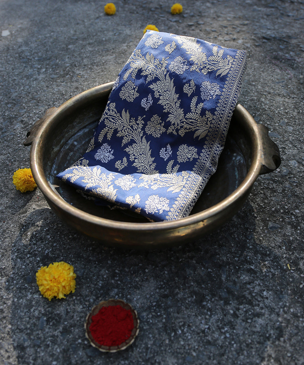 Blue_Handloom_Pure_Katan_Silk_Banarasi_Dupatta_With_Sona_Rupa_Zari_WeaverStory_01