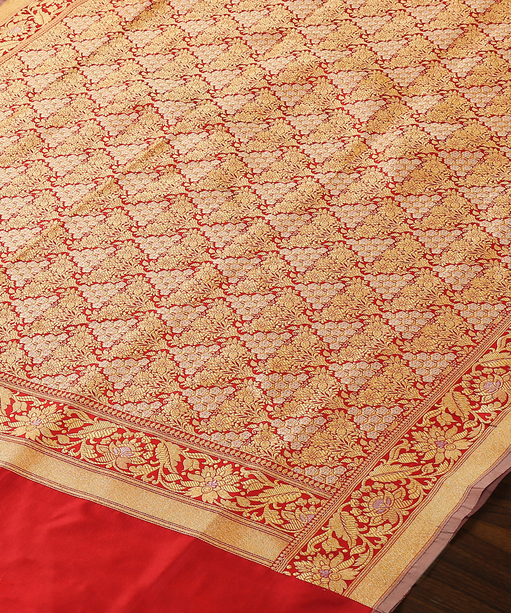 Handloom_Red_Brocade_Pure_Katan_Silk_Banarasi_Dupatta_With_Pink_Selvedge_WeaverStory_03