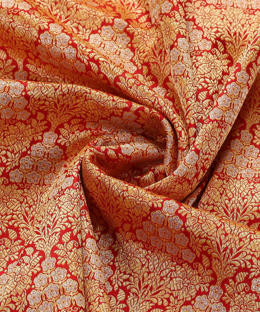Handloom_Red_Brocade_Pure_Katan_Silk_Banarasi_Dupatta_With_Pink_Selvedge_WeaverStory_05