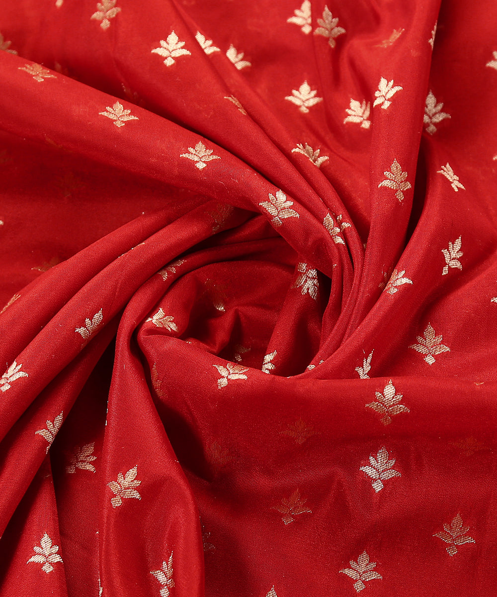 Red_Handloom_Pure_Katan_Georgette_Banarasi_Dupatta_With_Beige_Selvedge_WeaverStory_05