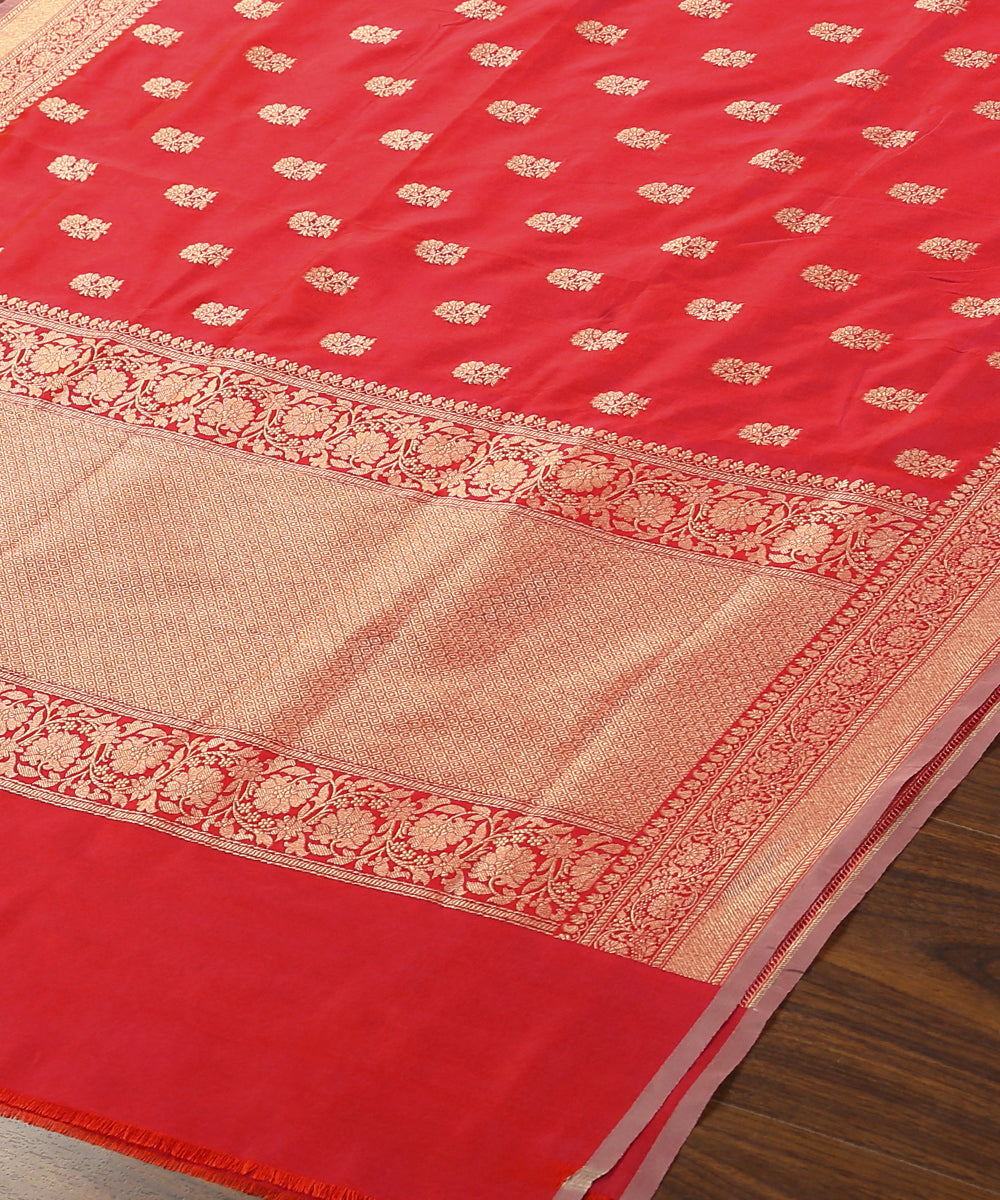 Handloom_Pink_Katan_Georgette_Banarasi_Dupatta_With_Beige_Selvedge_WeaverStory_03