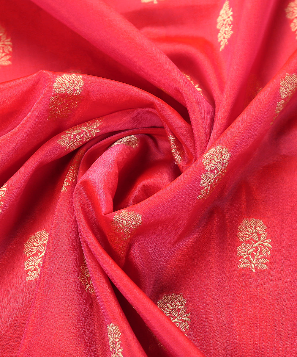 Handloom_Orange_And_Pink_Katan_Georgette_Banarasi_Dupatta_With_Beige_Selvedge_WeaverStory_05