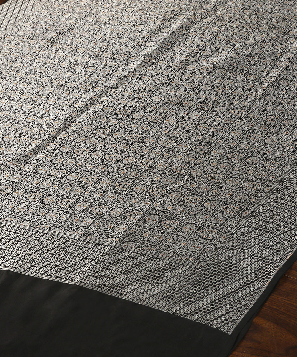 Handloom_Black_Pure_Katan_Silk_Banarasi_Dupatta_With_Meenakari_WeaverStory_03