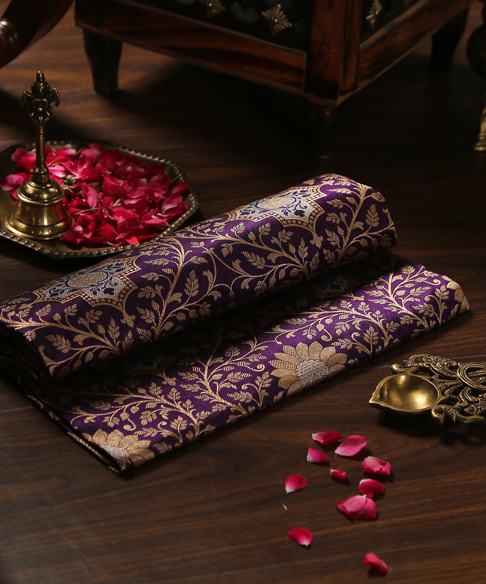 Purple_Handloom_Pure_Katan_Silk_Banarasi_Brocade_Dupatta_With_Over_All_Jaal_WeaverStory_01