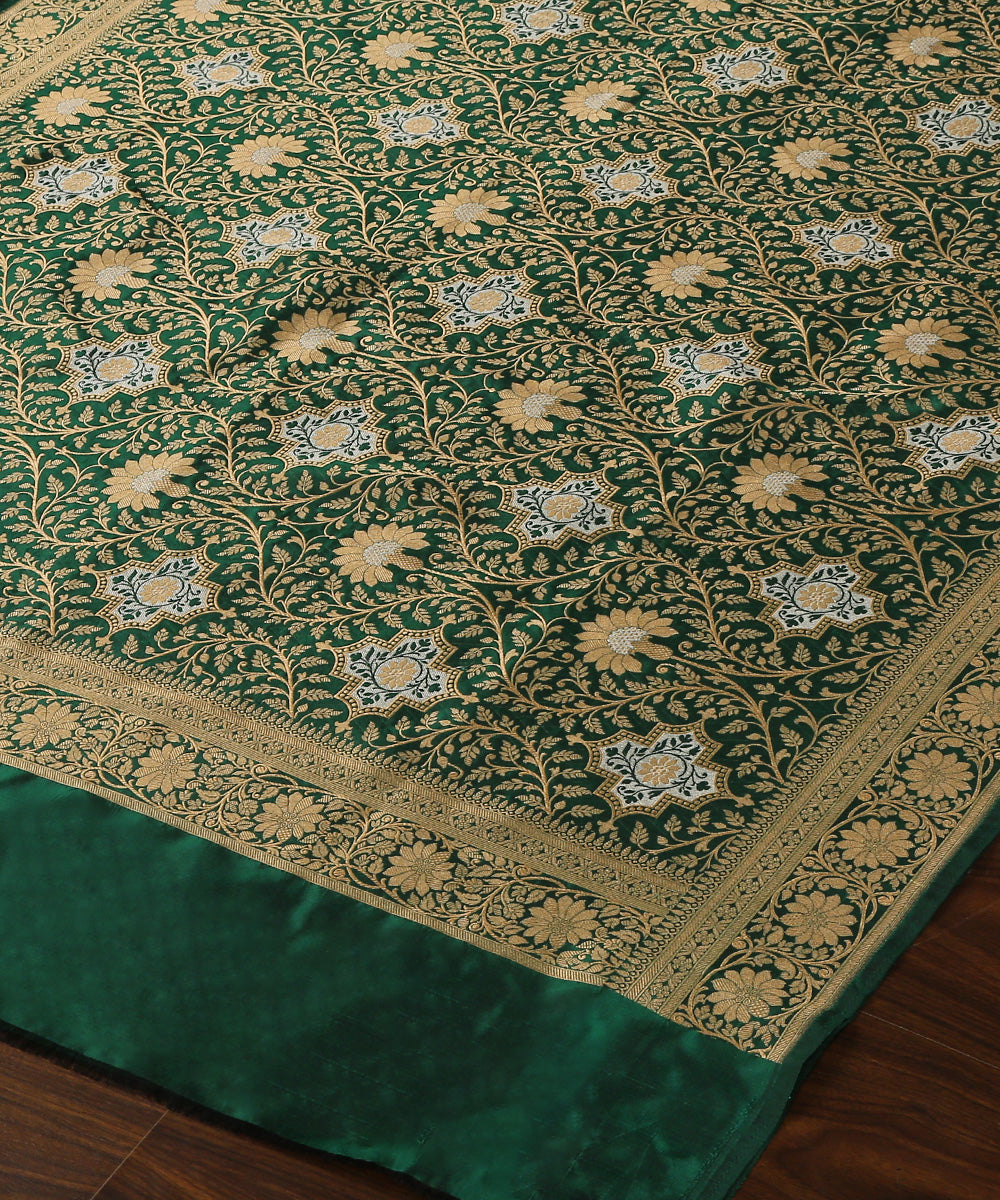 Handloom_Green_Pure_Katan_Silk_Brocade_Banarasi_Dupatta_With_Over_All_Jaal_WeaverStory_03