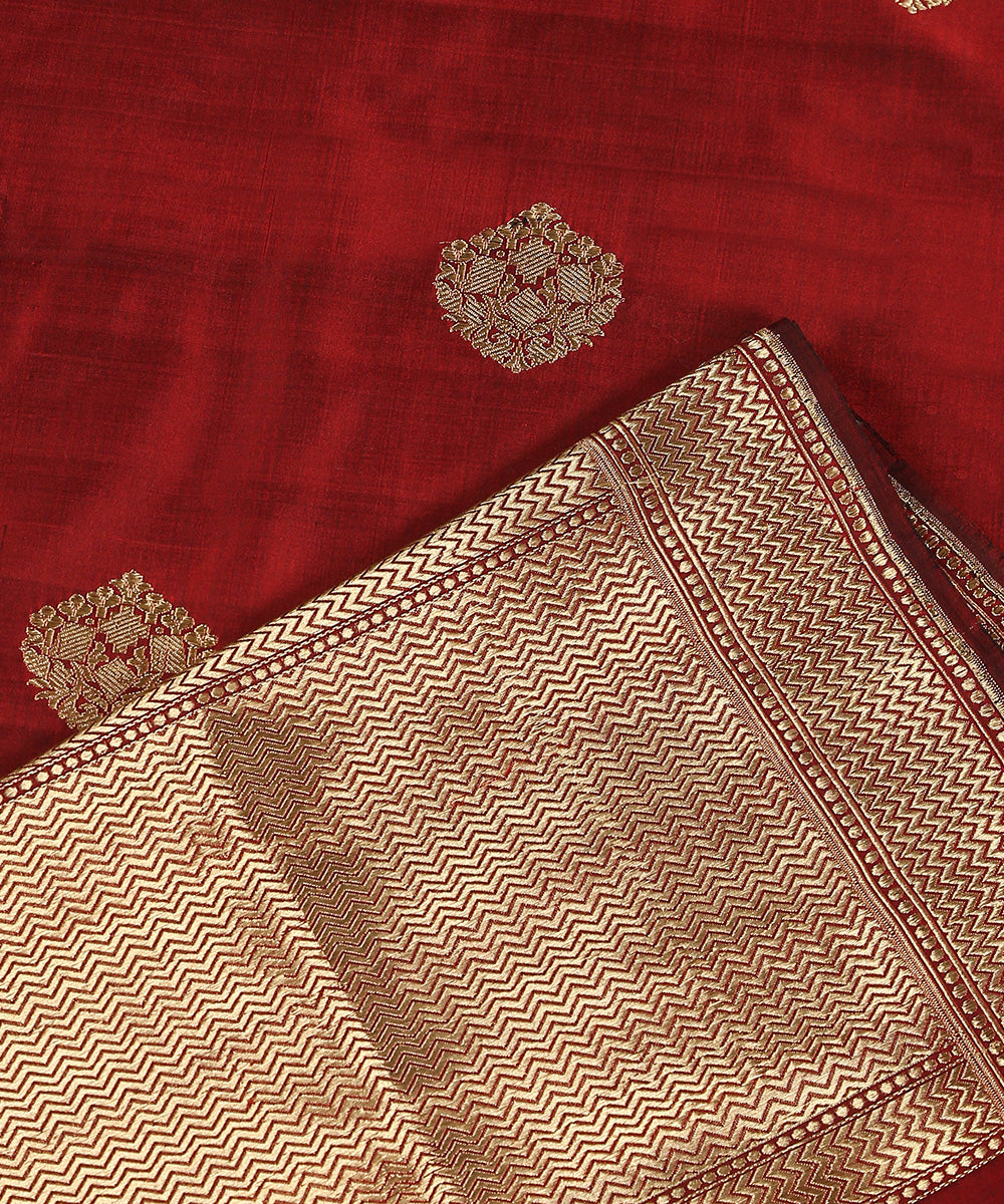 Handloom_Maroon_Pure_Katan_Silk_Banarasi_Dupatta_With_Zari_Booti_WeaverStory_04
