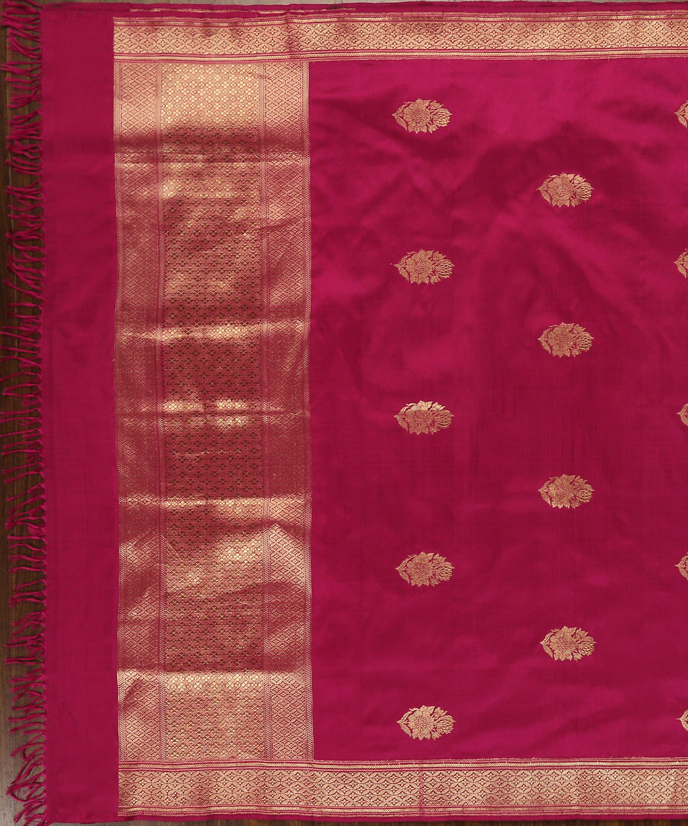Purple_Handloom_Pure_Katan_Silk_Banarasi_Dupatta_With_Kadhwa_Booti_WeaverStory_02