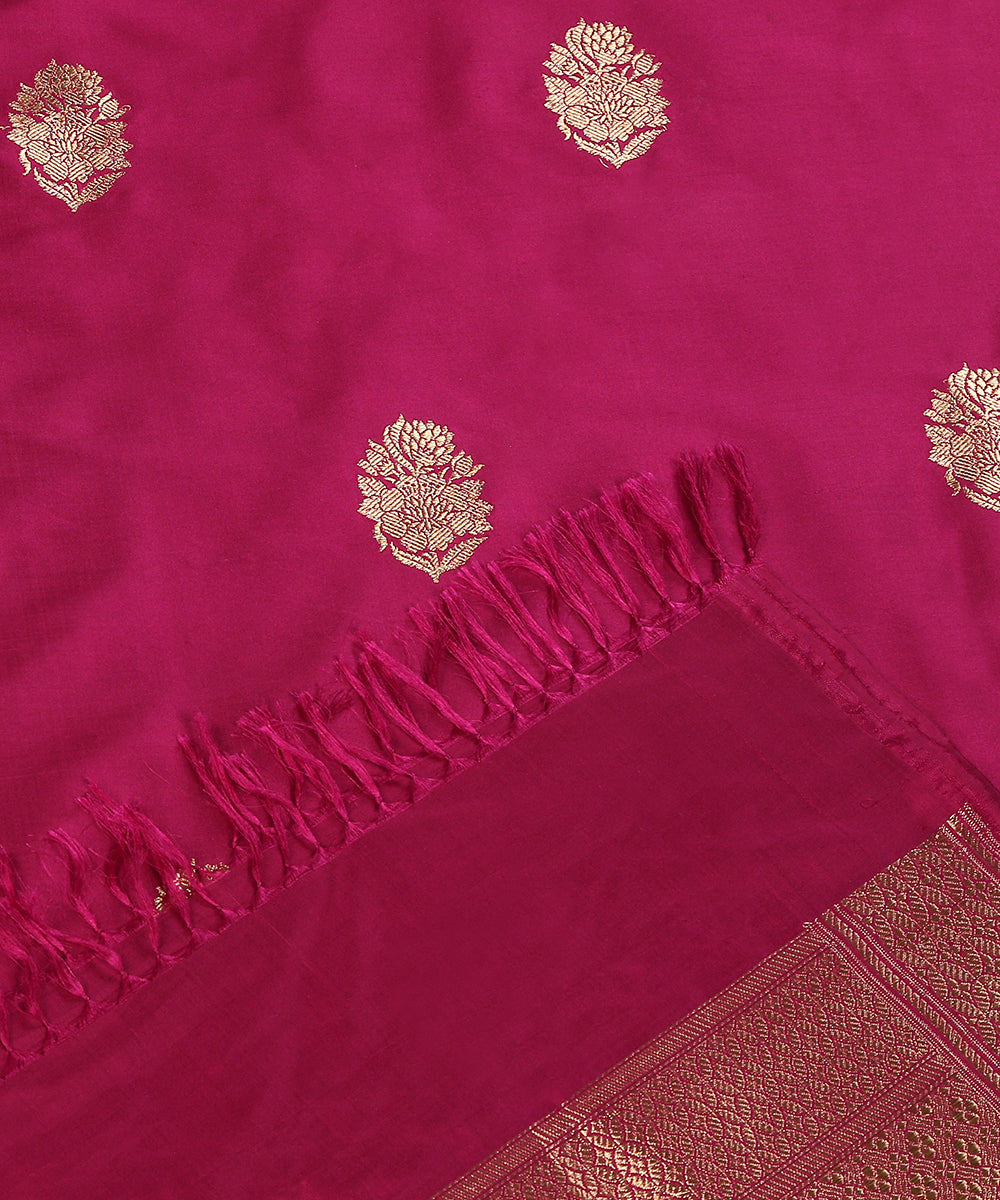 Purple_Handloom_Pure_Katan_Silk_Banarasi_Dupatta_With_Kadhwa_Booti_WeaverStory_04