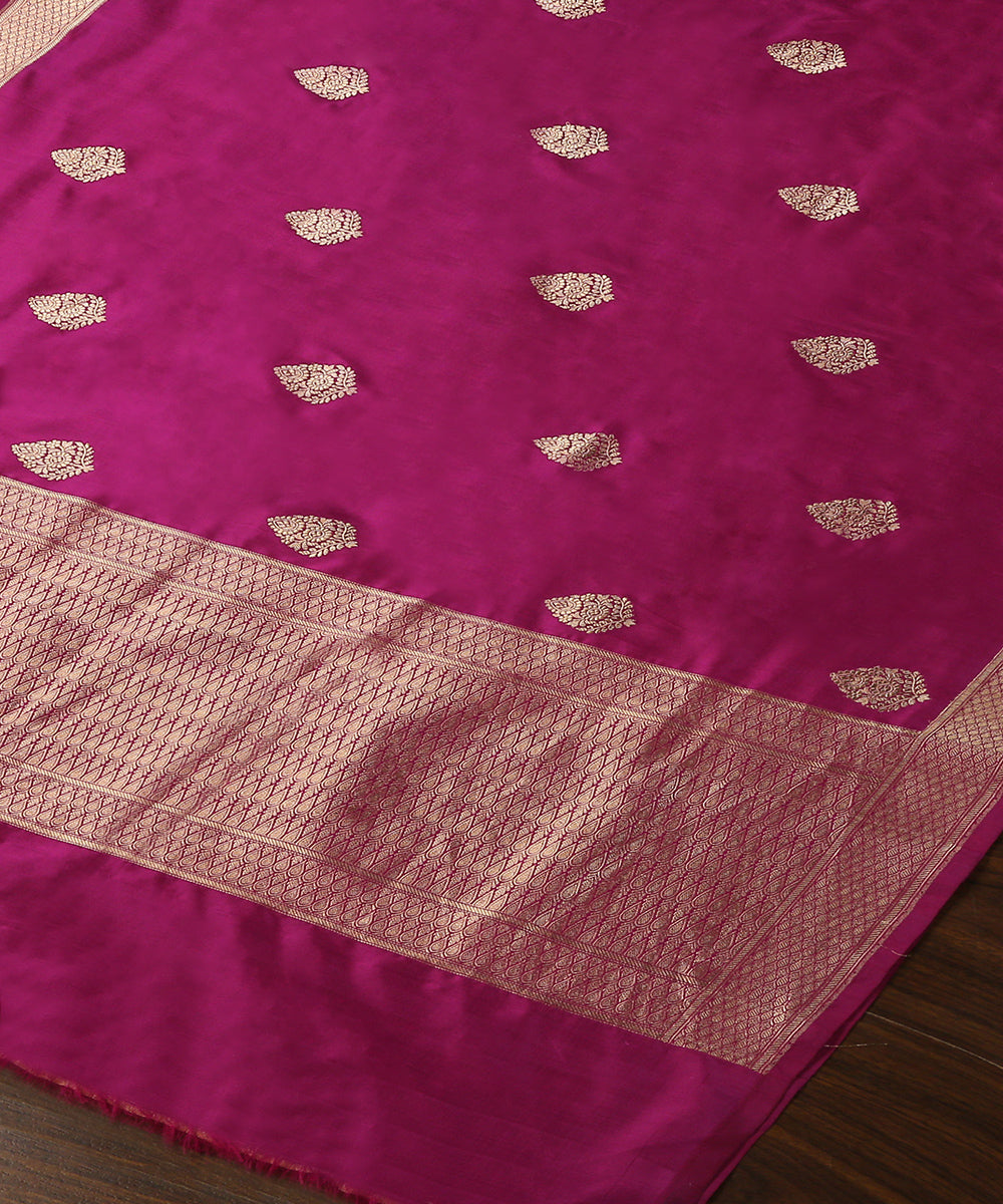 Handloom_Purple_Pure_Katan_Silk_Banarasi_Dupatta_With_Kadhwa_Booti_WeaverStory_03