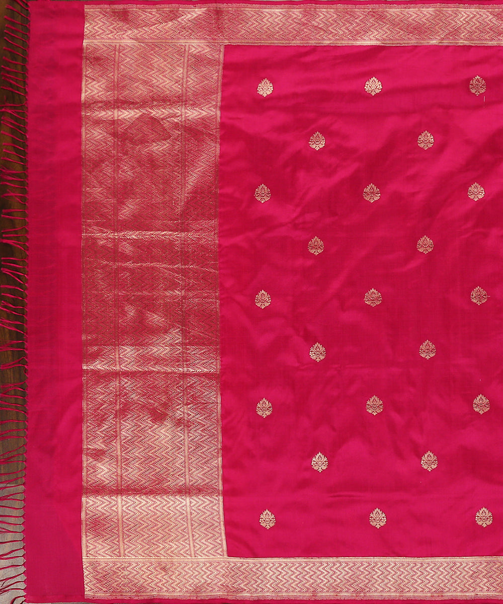 Handloom_Magenta_Pure_Katan_Silk_Banarasi_Dupatta_With_Zari_Booti_WeaverStory_02