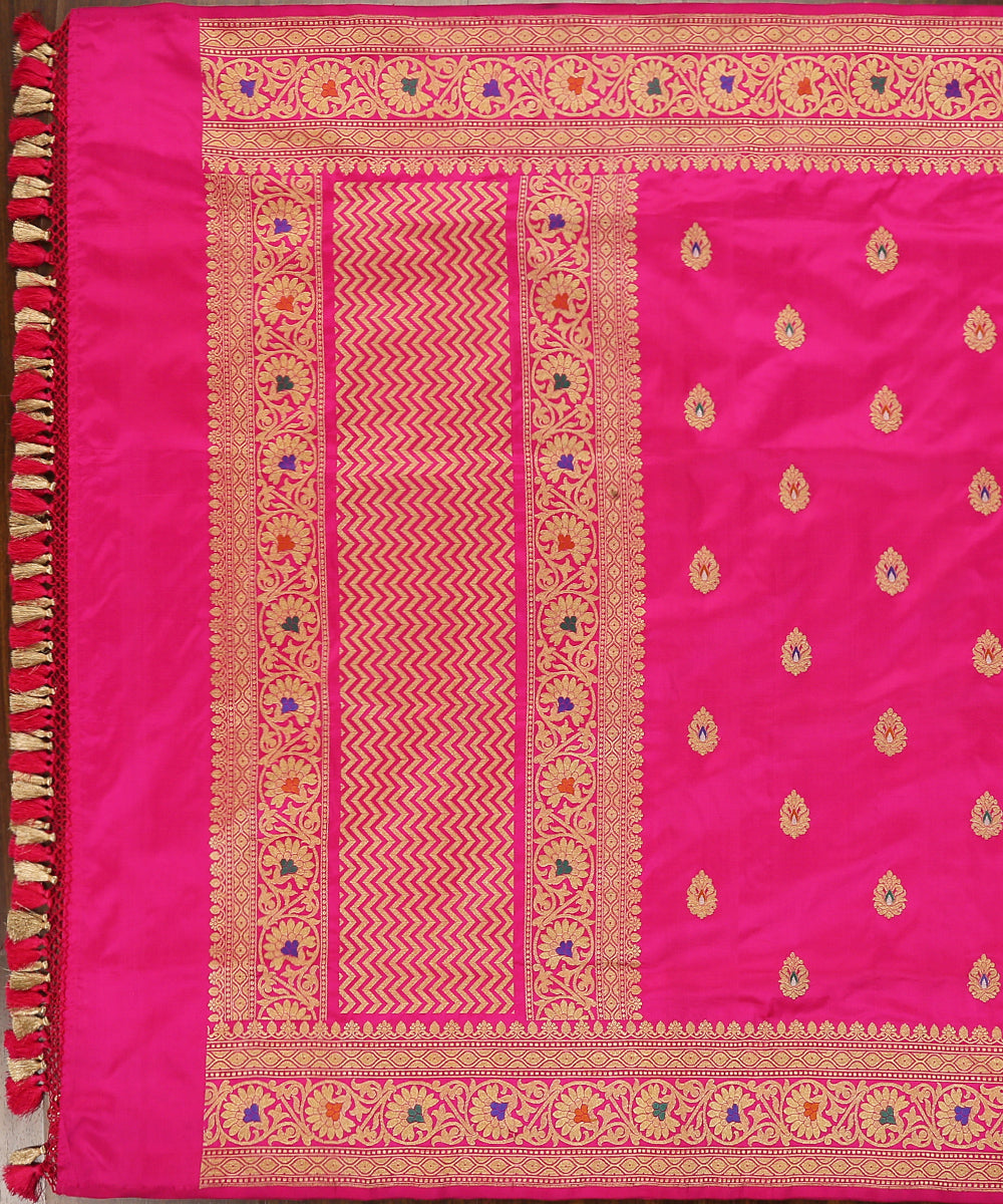 Handloom_Hot_Pink_Pure_Katan_Silk_Banarasi_Dupatta_With_Broad_Border_WeaverStory_02
