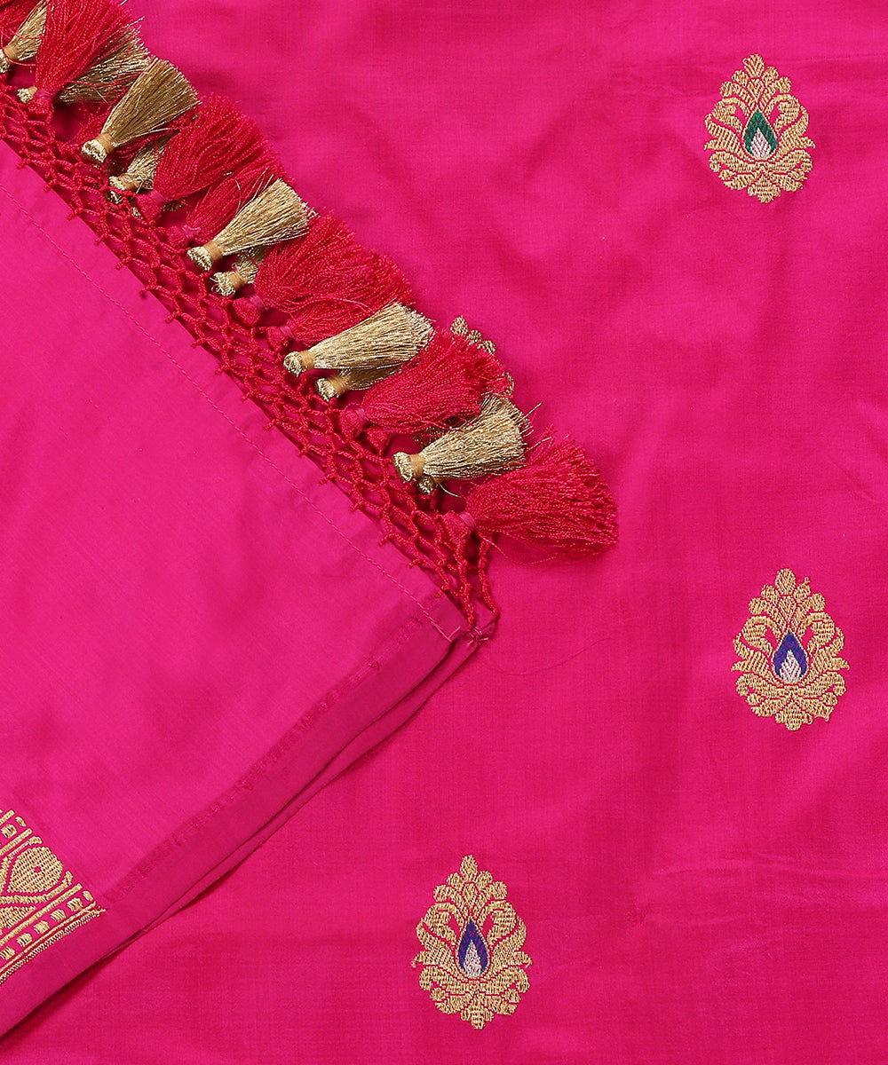 Handloom_Hot_Pink_Pure_Katan_Silk_Banarasi_Dupatta_With_Broad_Border_WeaverStory_04